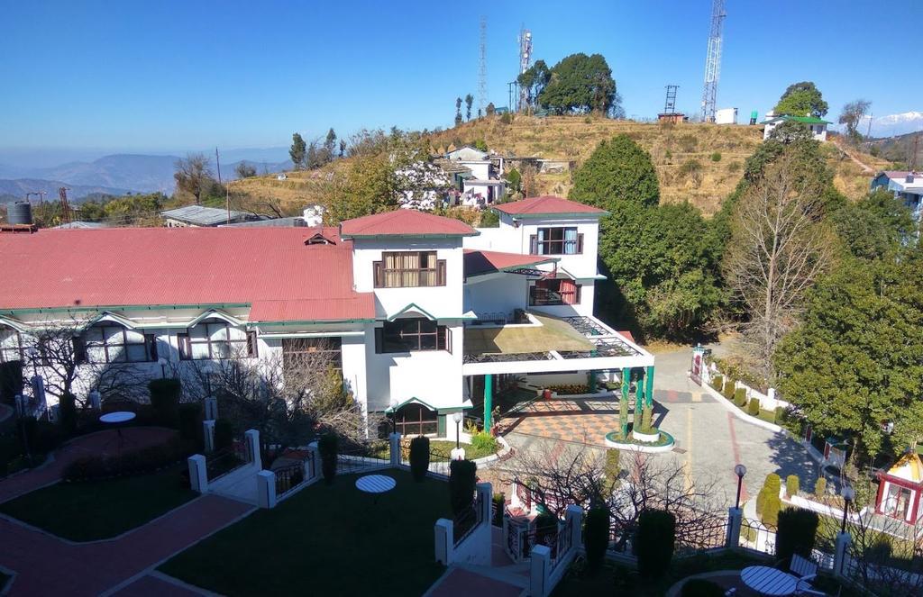 Krishna Orchard Resort Mukteshwar Exterior photo